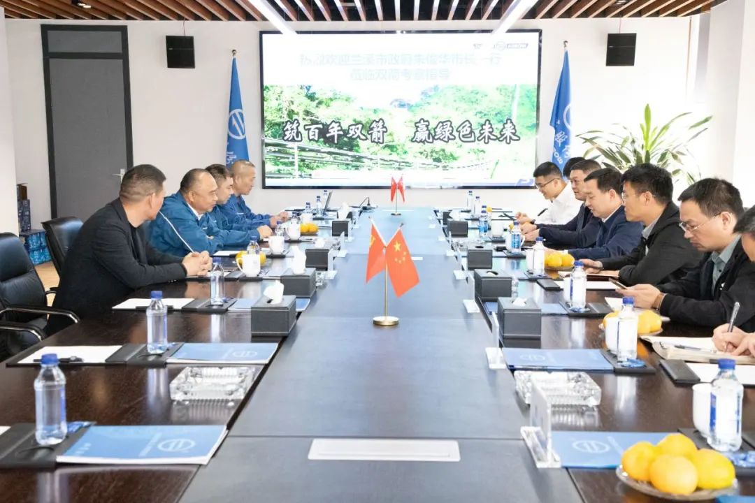 1730870715124350F4B7.jpg 1730870715124350F4B7.jpg