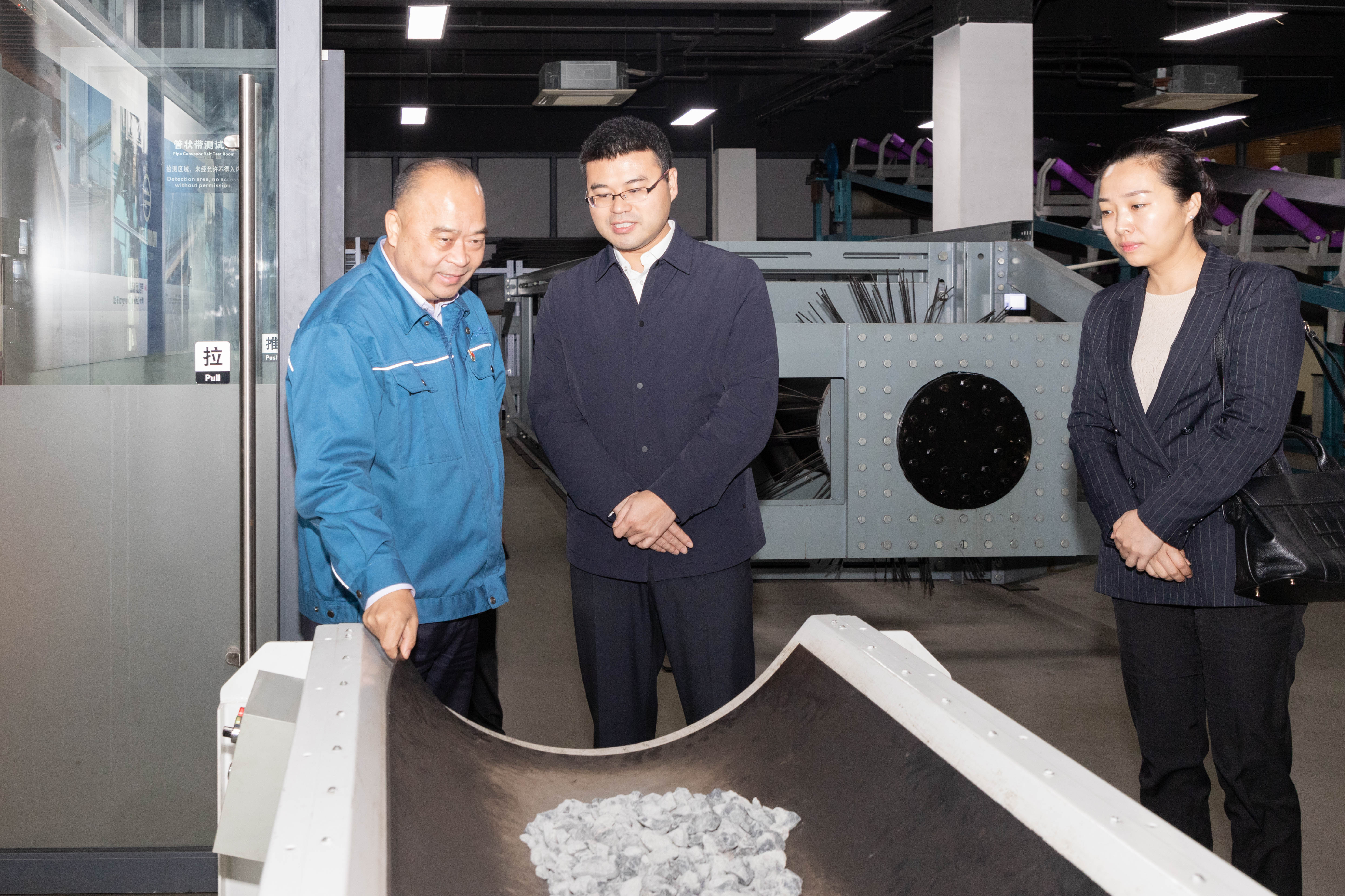 1732842693850192194F.jpg 1732842693850192194F.jpg